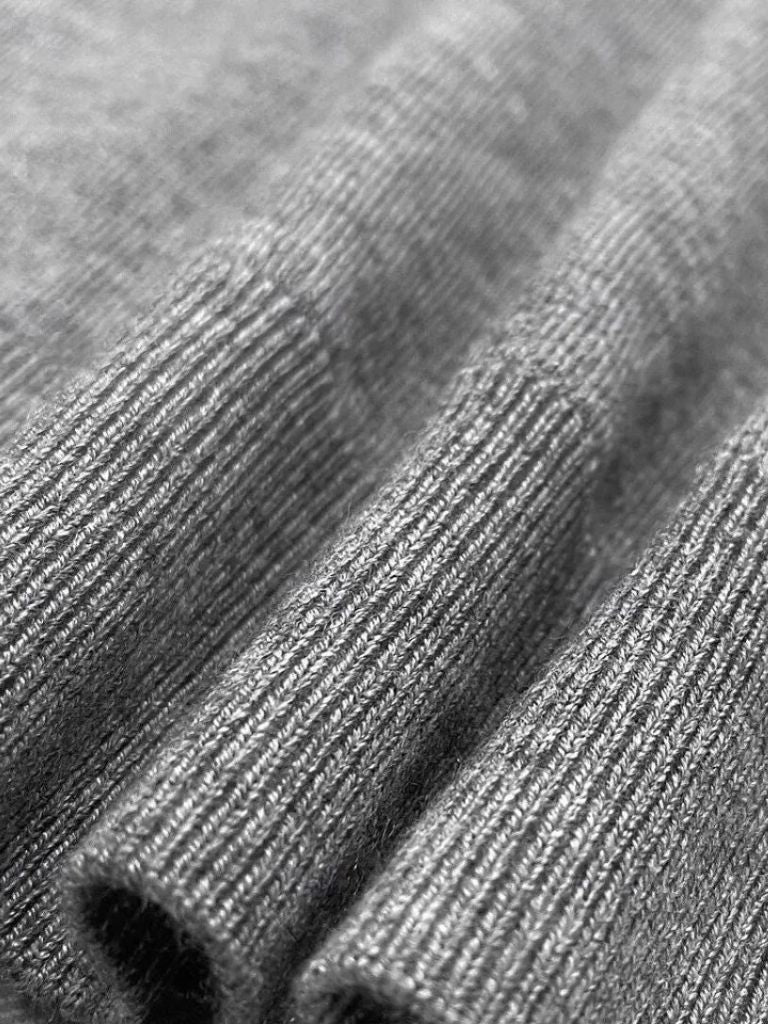 100% Cashmere V Neck Knit Vest - Cross & Crown